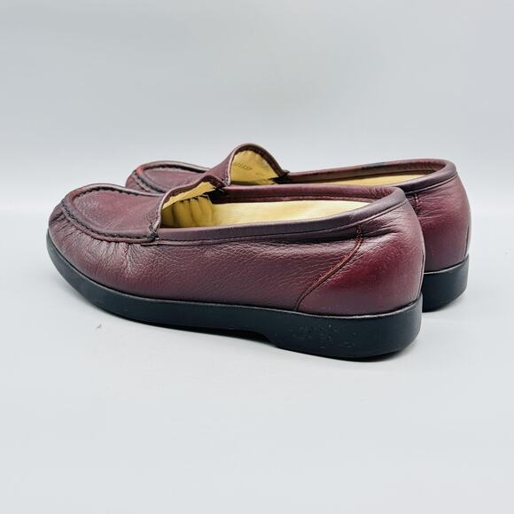 SAS Shoes Womens 6.5 WW Burgundy Leather Tripad Comfort Loafers Slip On Moc Toe - Picture 5 of 11